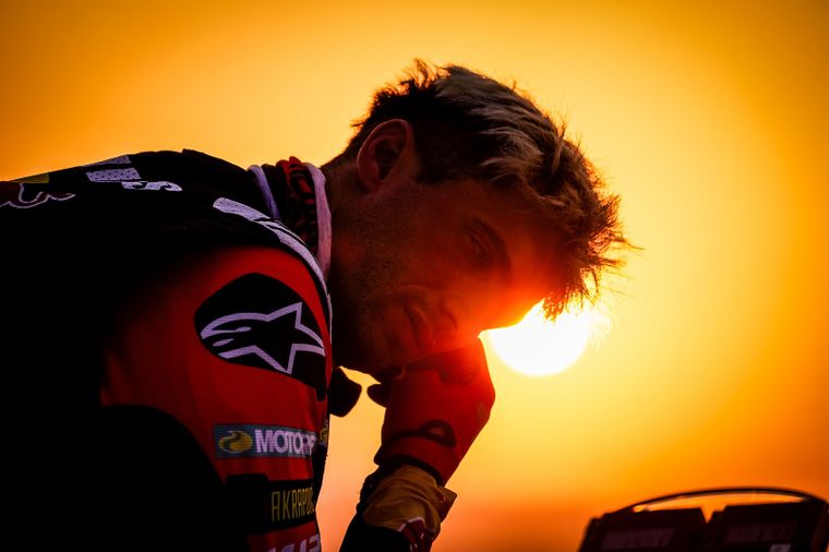 Kevin Benavides dejó atrás las dos ruedas y correrá en autos el Rally Dakar 2026. Kevin Benavides dejó atrás las dos ruedas y correrá en autos el Rally Dakar 2026.