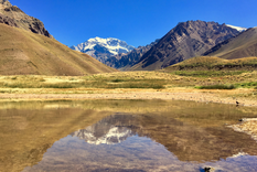 una mirada critica sobre como se presento al aconcagua en un medio chileno: lo tratan de cerro fronterizo una mirada critica sobre como se presento al aconcagua en un medio chileno: lo tratan de cerro fronterizo
