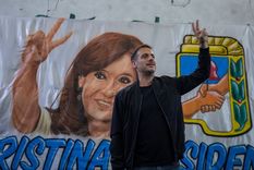 Julián Álvarez - Intendente de Lanús El intendente camporista de Lanús, Julián Álvarez, quedó entre los jefes comunales con peor imagen positiva del Gran Buenos Aires, según una encuesta de GB Consultora. Foto: X (@aJulianAlvarez)