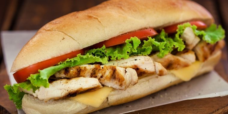 Sándwich de pollo Foto: cookpad