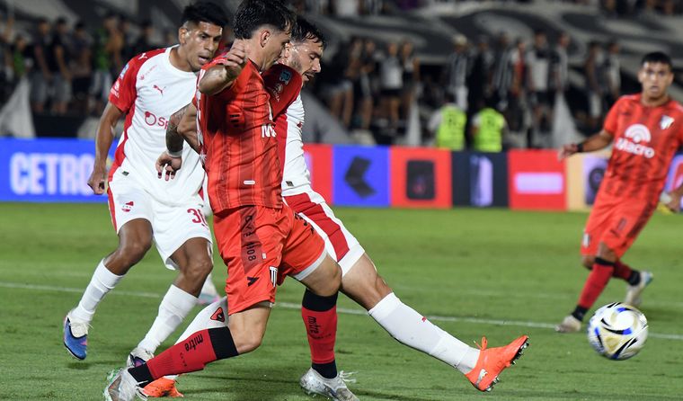 gimnasia mendoza lobo independiente avellaneda (16)