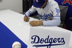 mlb: los angeles dodgers firman a dos prospectos mexicanos