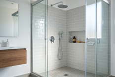 La ducha quedará impecable. Fuente. IA Gemini.