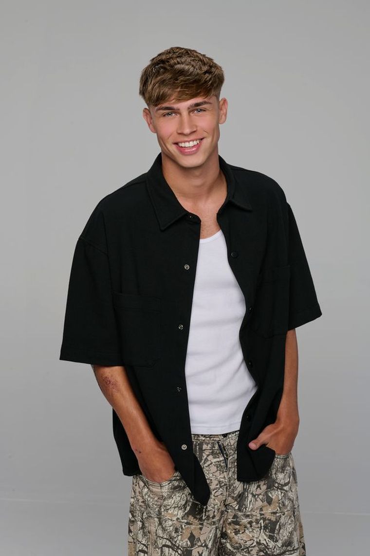 Tomy ingresó a Gran Hermano. Tomy ingresó a Gran Hermano.