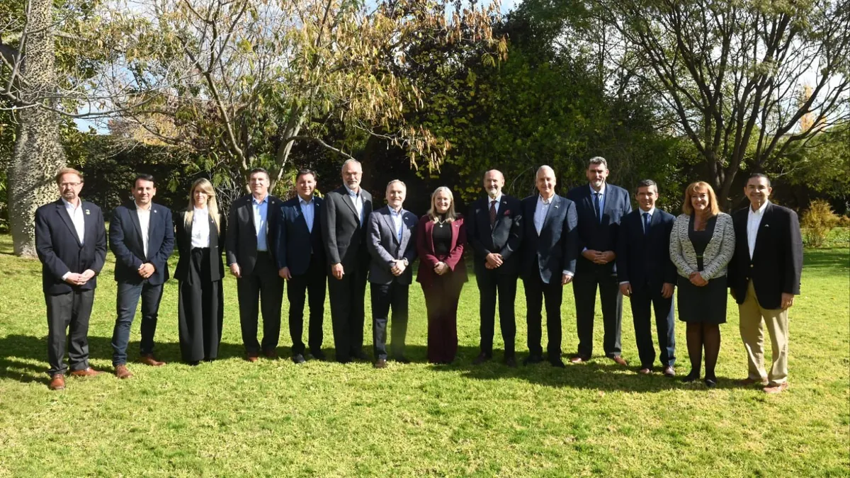 Quiénes integran la comitiva estadounidense que desembarcó en Mendoza
