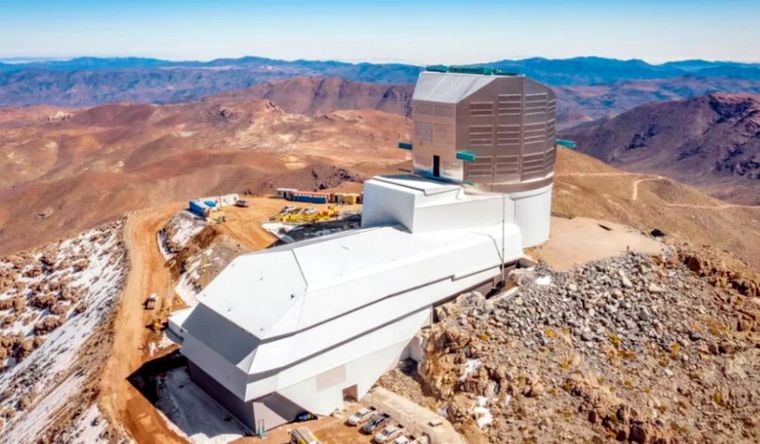 El descubrimiento se sirvió del Observatorio Vera C. Rubin, en los Andes chilenos, que alberga la cámara digital más potente del mundo. Foto NSF-DOE