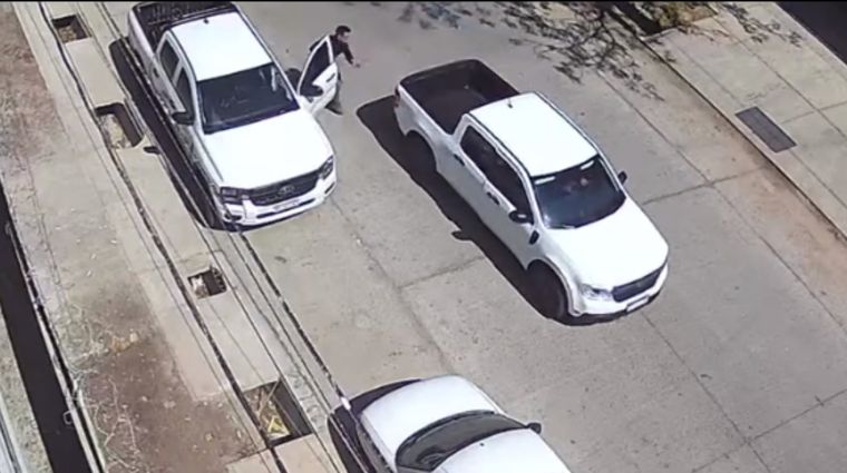 El momento en que los autores del robo se dan a la fuga.&nbsp;