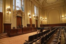 El Colegio Nacional de Buenos Aires, dependiente de la UBA, reabrió su Aula Magna tras una importante obra de conservación patrimonial. El Colegio Nacional de Buenos Aires, dependiente de la UBA, reabrió su Aula Magna tras una importante obra de conservación patrimonial.