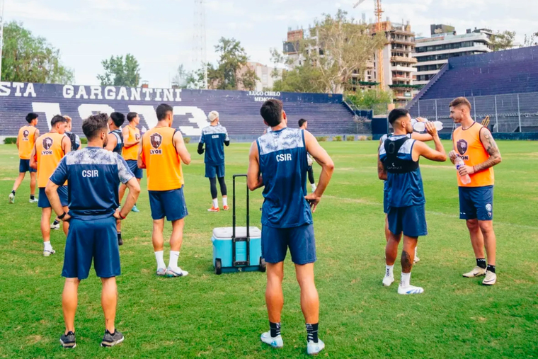 Independiente Rivadavia jugará dos amistosos y buscará cerrar un atacante. Foto: Prensa CSIR