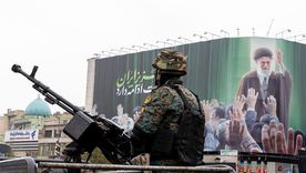 Tras el inicio de la guerra el régimen de los ayatolás en Irán se enfoca en bloquear el transporte de petróleo en el Estrecho de Ormuz y por eso se disparó el petróleo más de 40% en lo que va de marzo. Tras el inicio de la guerra el régimen de los ayatolás en Irán se enfoca en bloquear el transporte de petróleo en el Estrecho de Ormuz y por eso se disparó el petróleo más de 40% en lo que va de marzo.