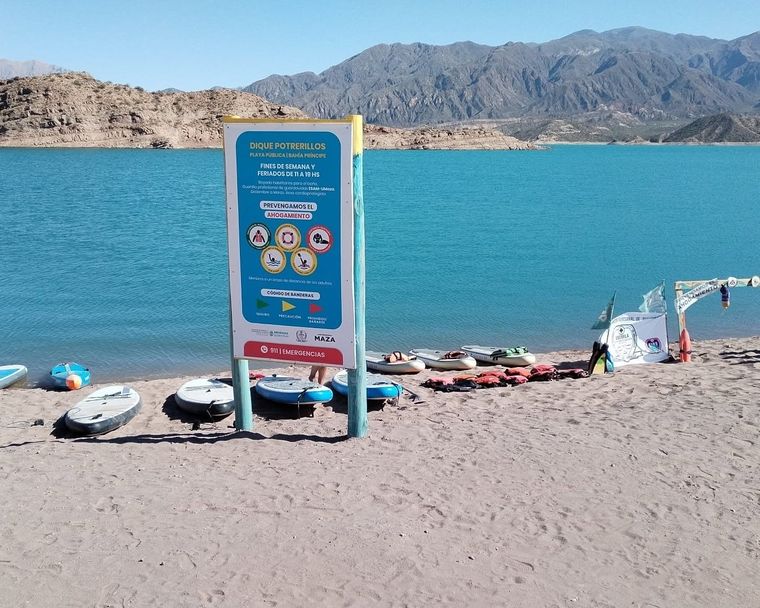 Bahía Príncipe es el único lugar habilitado para nadar en Potrerillos.