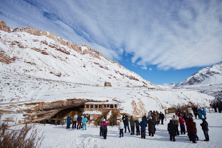 Puente del Inca es uno de los atractivos más visitados Foto: Emetur