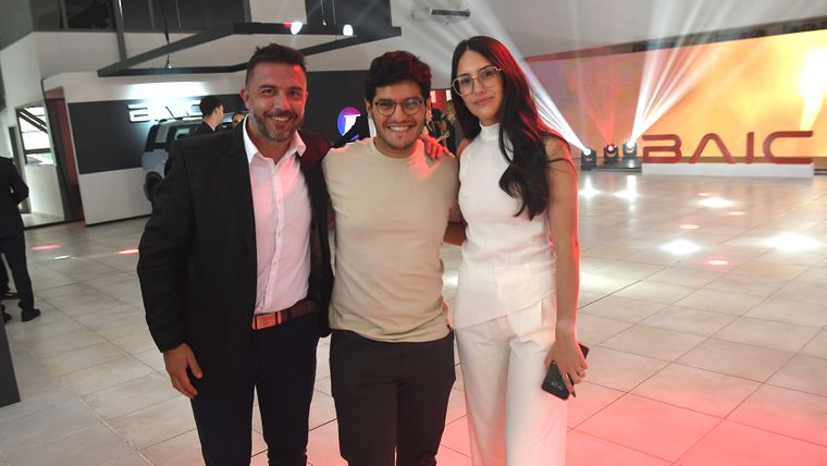 Mariano Diaz, Lucas Funes y Rosario Ontivero. Mariano Diaz, Lucas Funes y Rosario Ontivero.