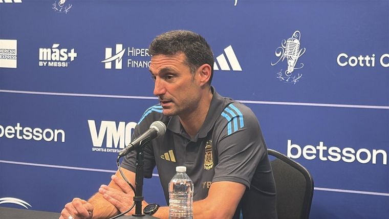 El entrenador argentino explicó la decisión de dejar afuera a Messi, analizó el triunfo ante Venezuela y adelantó que habrá rotación frente a Puerto Rico.