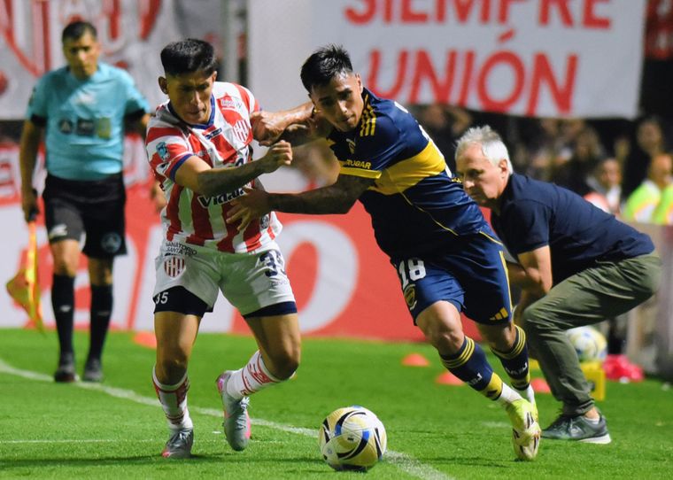 Boca enfrenta a Unión en el 15 de Abril.
