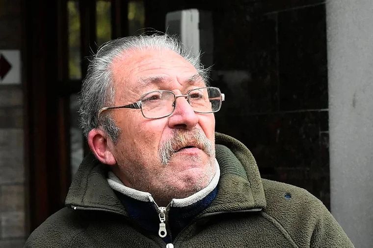 Luis Mora apuntó contra los menores