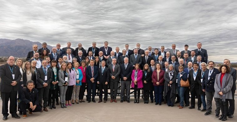 Rectores que componen el Consejo Interuniversitario Nacional emitieron un pronunciamiento en el que advierten sobre la difícil situación por la que atraviesa el sistema universitario público nacional Foto: Twitter @CINoficial