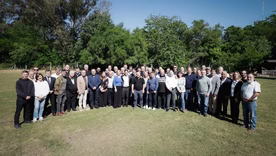 Axel Kicillof con los intendentes del Movimiento Derecho al Futuro. Foto: Prensa Axel Kicillof