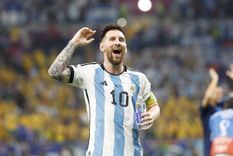 Messi, eufórico al igual que su familia tras el primer gol de Argentina. Foto: EFE