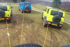 video: mercedes amg g63 vs ¡3 suzuki jimny!