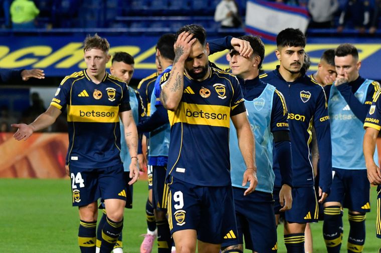 Boca cayó ante Belgrano y cuestionó el arbitraje de Pablo Dóvalo por el tiempo adicionado.
