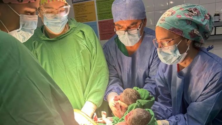 El parto de las trigemelas salteñas nacidas en 2020. El parto de las trigemelas salteñas nacidas en 2020.