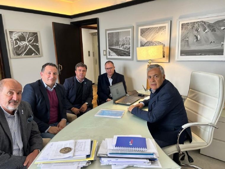 La reunión se dio en Casa de Gobierno Foto: Asinmet Prensa