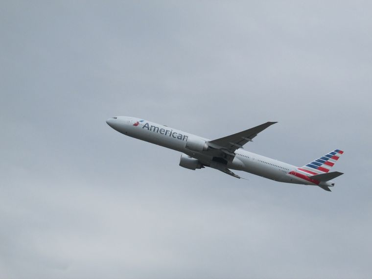 El avión Boeing 777-223ER de la empresa American Airlines tuvo que regresar a Ezeiza. Foto: Pixabay