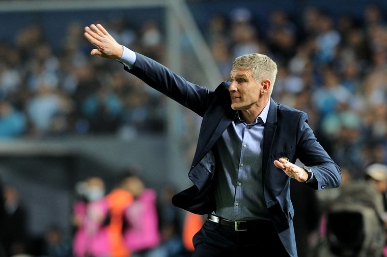 Martín Palermo analizó la dura derrota. Foto: Télam