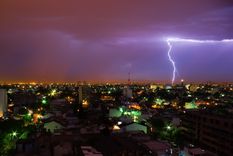 Tras la ola de calor, se esperan lluvias para este viernes 17 de enero 2025 Foto: Shutterstock