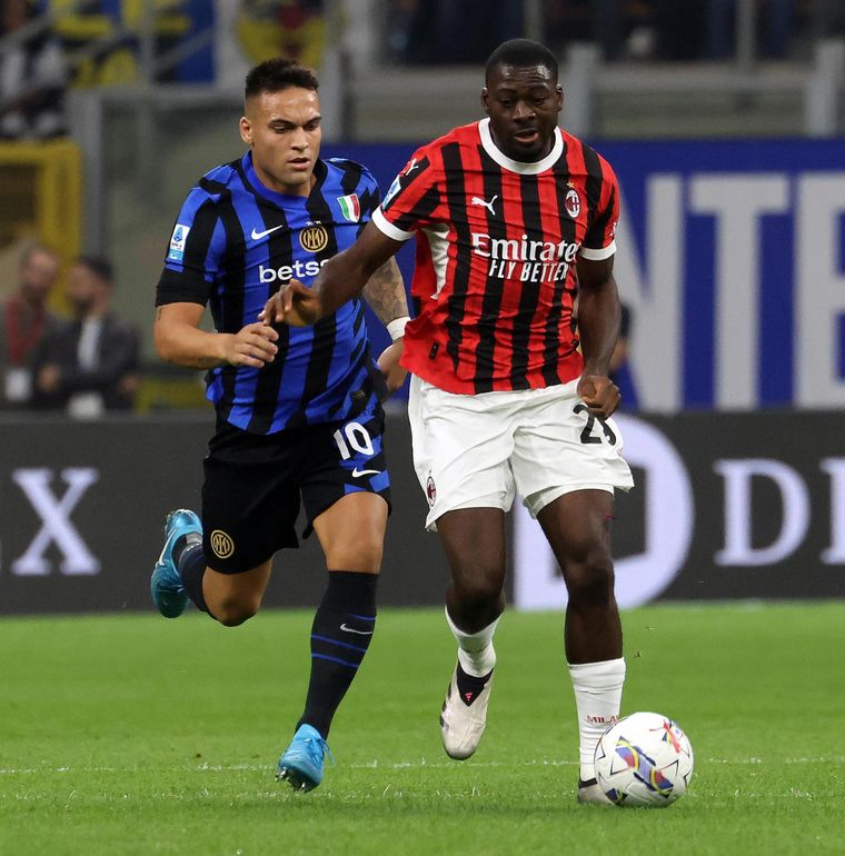 Milan se quedó con el Derby della Madonnina ante Inter. Foto: EFE