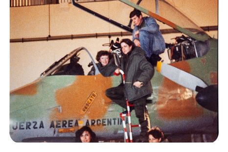 Seis instrumentadoras quirúrgicas se ofrecieron como voluntarias en la Guerra de Malvinas Foto: Gentileza Silvia Barrera