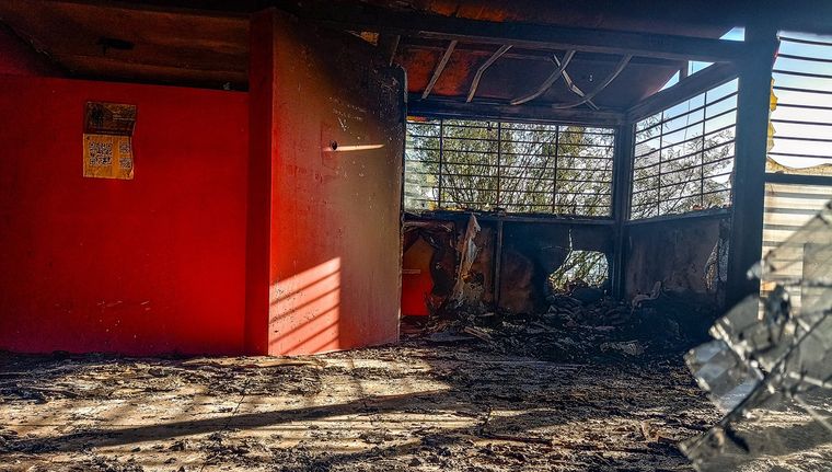 Se incendió un parador turístico en El Challao, Las Heras, y las pérdidas son totales Foto: Emilce Vargas Ferrara/MDZ