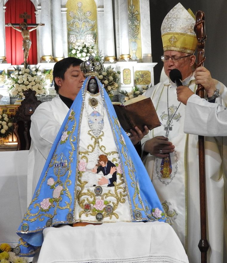 El bordado que provocó una polémica Foto: X / Agusferreyra_ok
