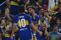 Tras una buena jugada de Palacios, Milton Giménez tomó un rebote y puso el 1-0 frente a Central en una Bombonera caliente. Foto: FoboBaires