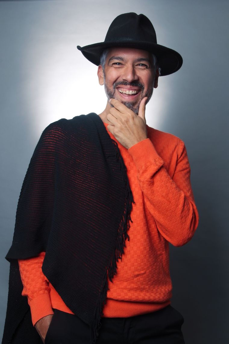 Azcurra se presentará este sábado en un show en formato banda con un set acústico. Foto: Gentileza prensa