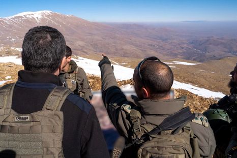 Israel sigue con sus fuertes bombardeos contra Irán. Foto Efe Israel sigue con sus fuertes bombardeos contra Irán. Foto Efe