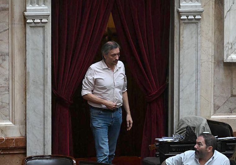 Máximo Kirchner en el recinto de Diputados en la sesión. Máximo Kirchner en el recinto de Diputados en la sesión.