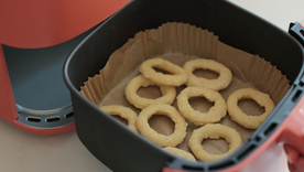 Aros de cebolla más livianos: sin fritura en la air fryer y con todo el sabor