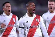 De La Cruz celebra el gol de la victoria. Foto: Télam De La Cruz celebra el gol de la victoria. Foto: Télam