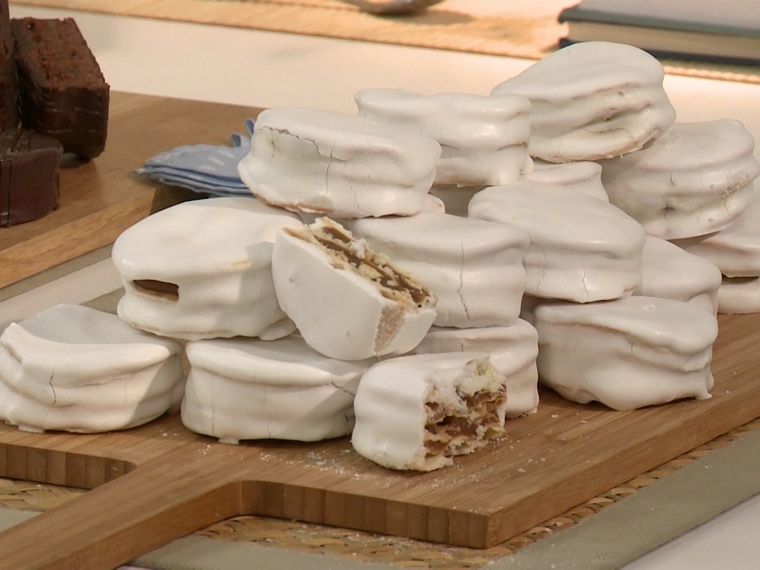 alfajor Alfajor glaseado de dulce de leche y nuez Foto: El Gourmet (elgourmet.com)