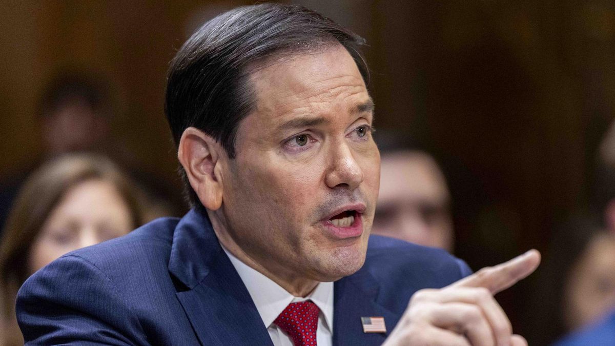 Marco Rubio advirtió que un "actor extranjero" está detrás del intento de ataque terrorista a una base británica usada por EE.UU.