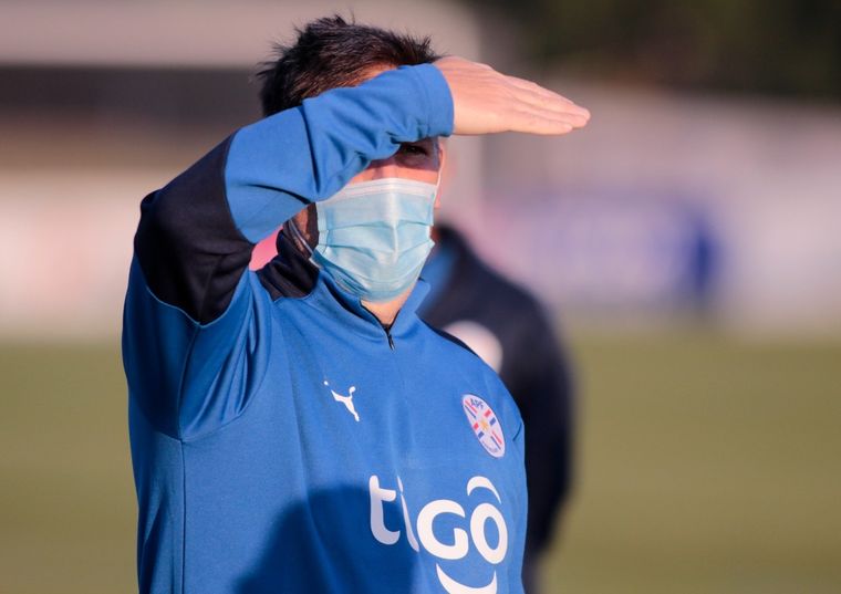 El Toto dirigirá este domingo la última práctica y definirá el equipo Foto: Selección paraguaya