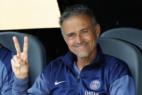Luis Enrique, DT del PSG, se accidentó y deberá ser operado. Foto: EFE.&nbsp;