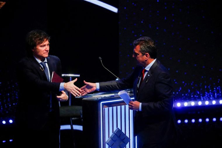 Sergio Massa y Javier Milei, durante el debate presidencial del año pasado Foto: Noticias Argentinas