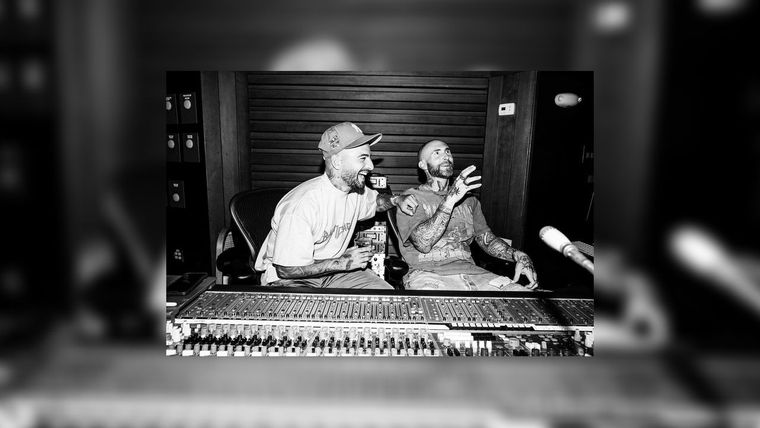 Foto: https://www.semana.com/gente/articulo/adam-levine-publica-adelanto-de-su-cancion-con-maluma/202213/