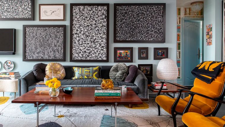 Si bien los muebles y accesorios decorativos retro, vintage y antiguos aportan carácter e interés a los interiores, sus significados son diferentes. Foto: James Yarosh Associates Fotografía: Patricia Burke