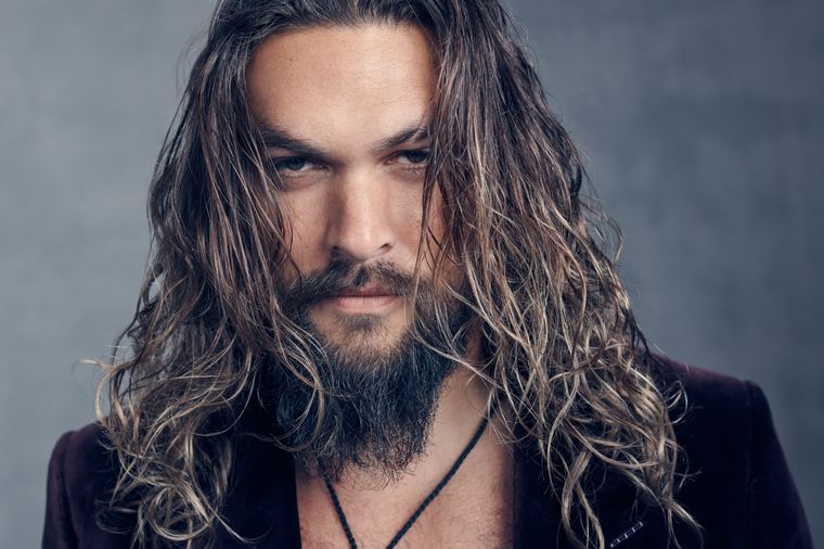 Jason Momoa disfruta su romance. Foto: Archivo