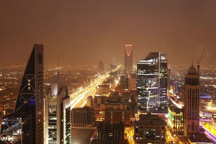 Riad Es la capital y la ciudad más grande y lujosa de Arabia Saudita Foto: Al Jazeera