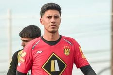 El arquero Mauricio Nievas se descompensó en el entrenamiento de Deportivo Madryn. El arquero Mauricio Nievas se descompensó en el entrenamiento de Deportivo Madryn.
